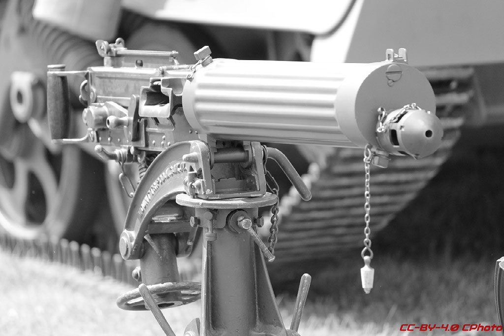 Vickers Machine Gun