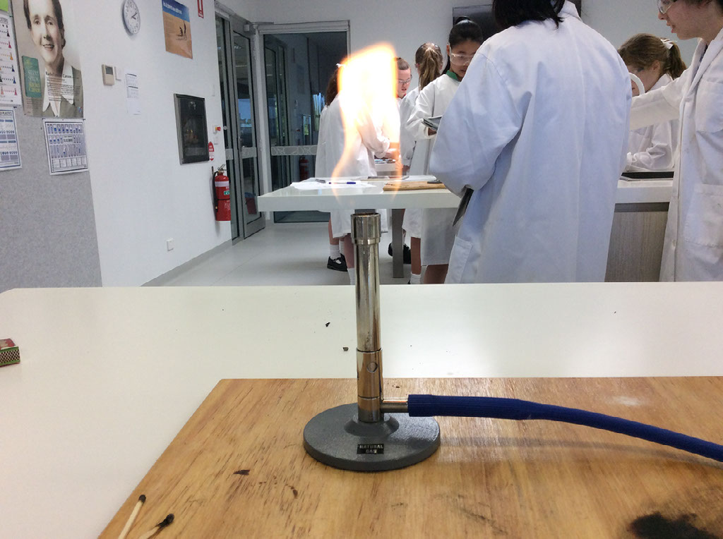 How To Light A Bunsen Burner how-to-light-a-bunsen-burner